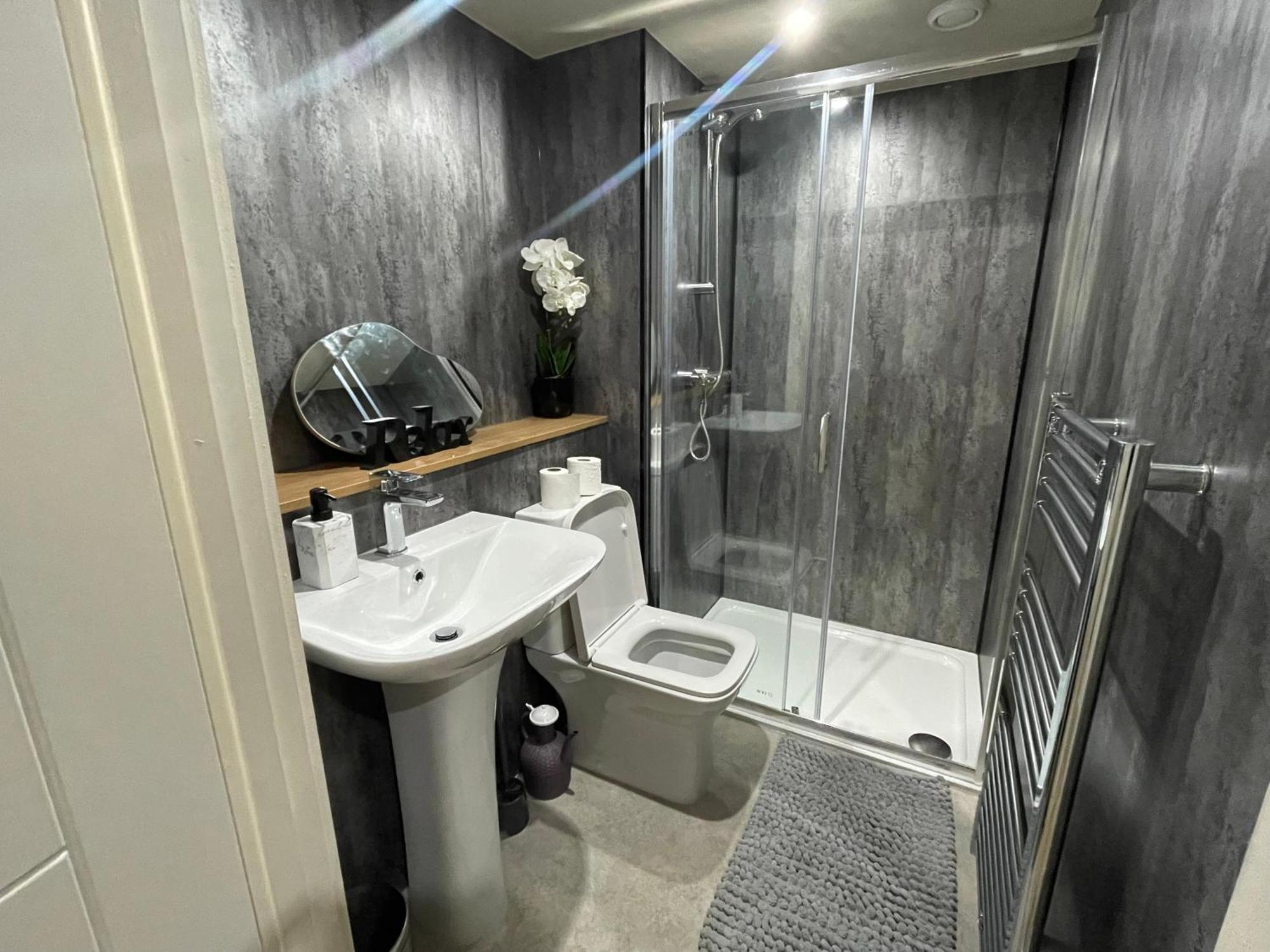 Luxury Mezzanine Apartment In Central Leeds Central Station Exterior foto